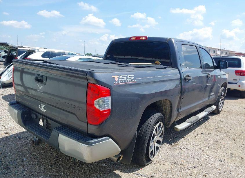 Photo 4 of 2016 Toyota Tundra SR5 5.7L V8 (VIN 5TFEW5F17GX211232)