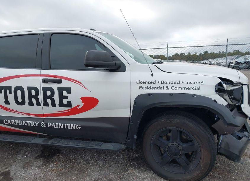 Photo 13 of 2016 Toyota Tundra SR5 5.7L V8 (VIN 5TFEW5F19GX207764)