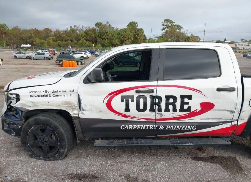 Photo 14 of 2016 Toyota Tundra SR5 5.7L V8 (VIN 5TFEW5F19GX207764)