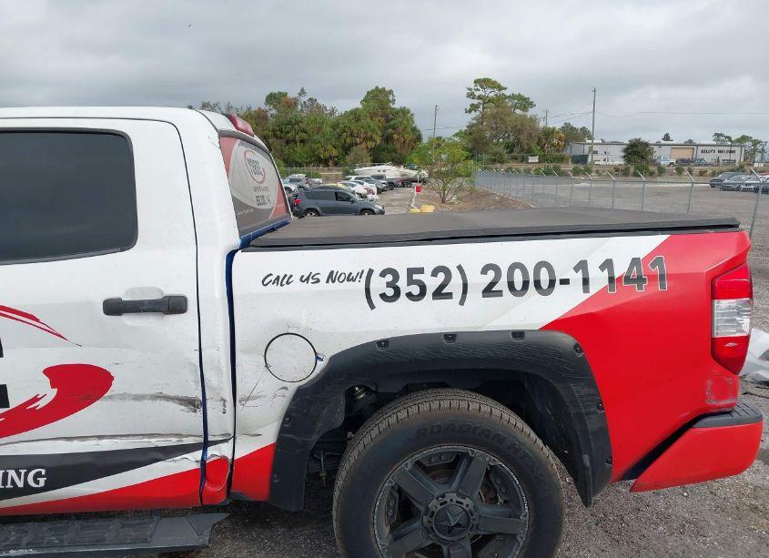 Photo 18 of 2016 Toyota Tundra SR5 5.7L V8 (VIN 5TFEW5F19GX207764)