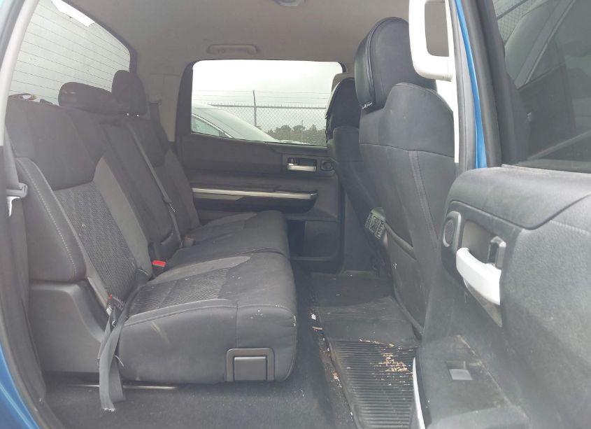 Photo 8 of 2016 Toyota Tundra SR5 5.7L V8 (VIN 5TFEW5F19GX207764)