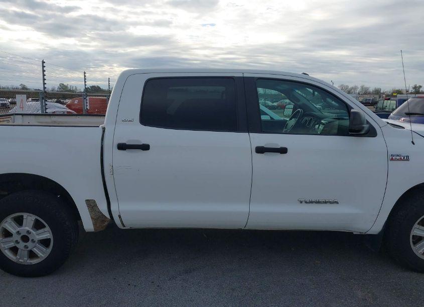 Photo 13 of 2010 Toyota Tundra GRADE 5.7L V8 (VIN 5TFEY5F10AX078878)