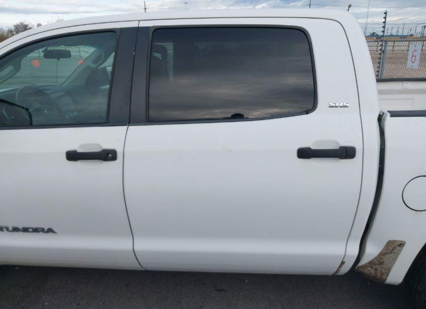 Photo 14 of 2010 Toyota Tundra GRADE 5.7L V8 (VIN 5TFEY5F10AX078878)