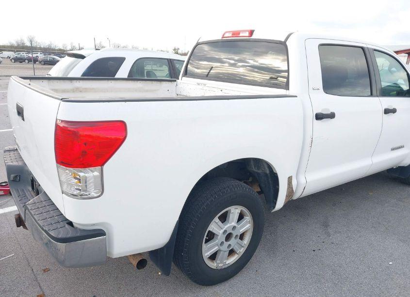 Photo 4 of 2010 Toyota Tundra GRADE 5.7L V8 (VIN 5TFEY5F10AX078878)