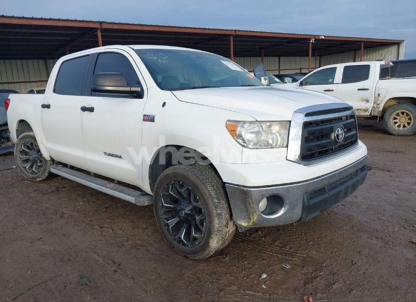 2011 Toyota Tundra GRADE 5.7L V8 (VIN 5TFEY5F10BX100041) main photo