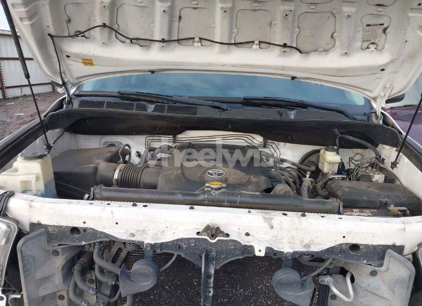 Photo 10 of 2011 Toyota Tundra GRADE 5.7L V8 (VIN 5TFEY5F10BX100041)