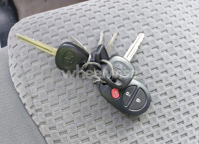 Photo 11 of 2011 Toyota Tundra GRADE 5.7L V8 (VIN 5TFEY5F10BX100041)