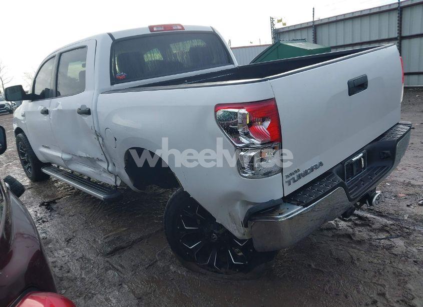 Photo 3 of 2011 Toyota Tundra GRADE 5.7L V8 (VIN 5TFEY5F10BX100041)