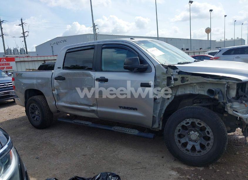 Photo 14 of 2014 Toyota Tundra SR5 5.7L V8 (VIN 5TFEY5F10EX150247)