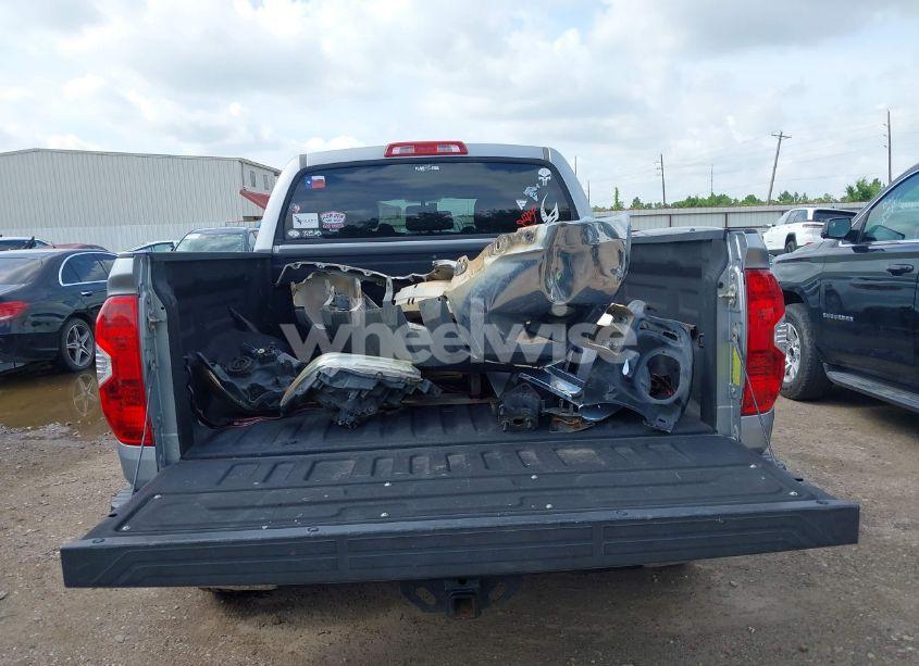 Photo 17 of 2014 Toyota Tundra SR5 5.7L V8 (VIN 5TFEY5F10EX150247)