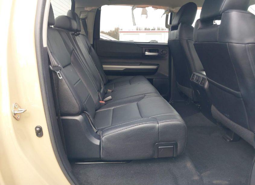 Photo 8 of 2020 Toyota Tundra SR5 (VIN 5TFEY5F10LX256517)