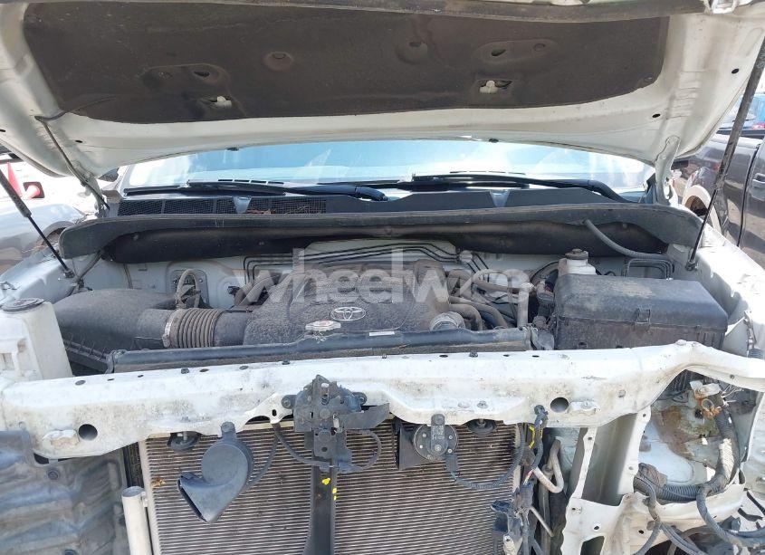 Photo 10 of 2020 Toyota Tundra SR5 (VIN 5TFEY5F10LX268733)