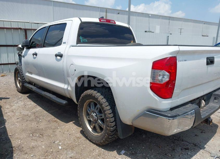 Photo 3 of 2020 Toyota Tundra SR5 (VIN 5TFEY5F10LX268733)