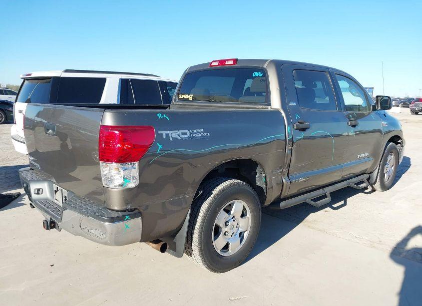 Photo 4 of 2010 Toyota Tundra CREWMAX SR5 (VIN 5TFEY5F11AX094684)