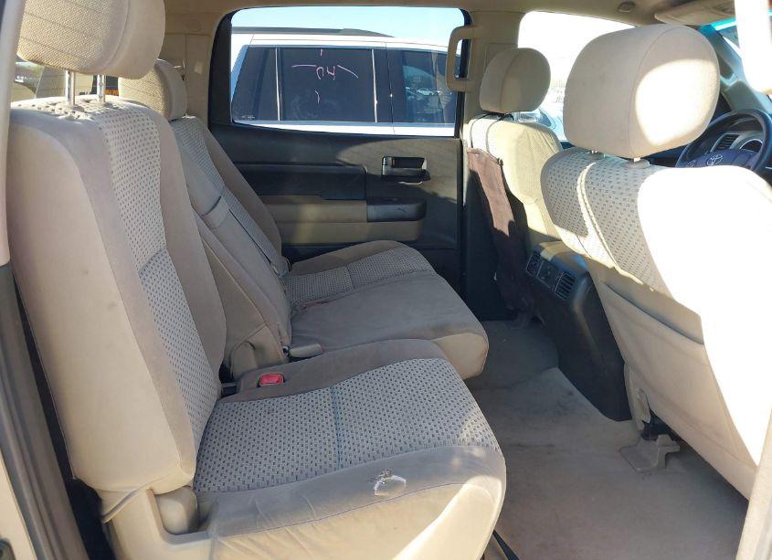 Photo 8 of 2010 Toyota Tundra CREWMAX SR5 (VIN 5TFEY5F11AX094684)