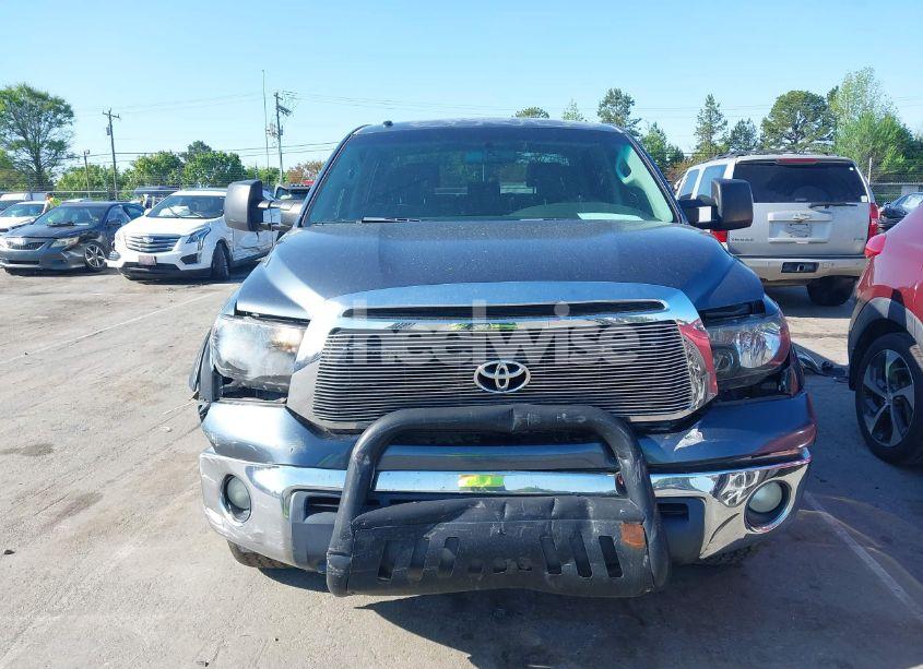 Photo 12 of 2010 Toyota Tundra GRADE 5.7L V8 (VIN 5TFEY5F11AX097360)