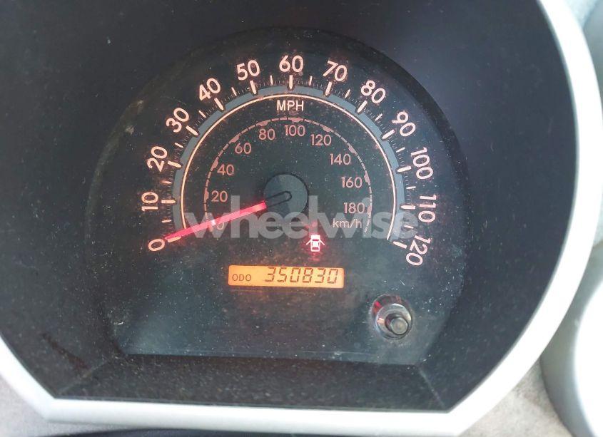 Photo 15 of 2010 Toyota Tundra GRADE 5.7L V8 (VIN 5TFEY5F11AX097360)