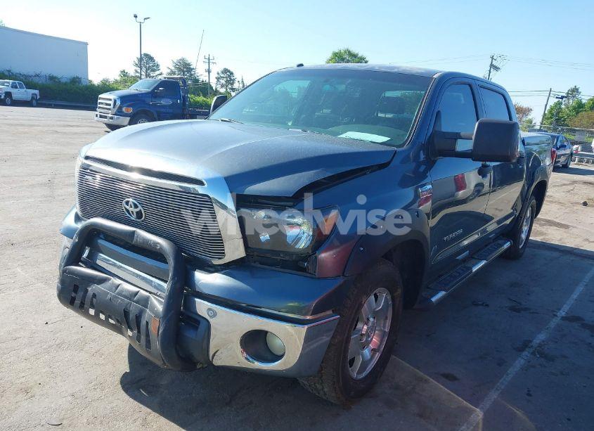 Photo 2 of 2010 Toyota Tundra GRADE 5.7L V8 (VIN 5TFEY5F11AX097360)