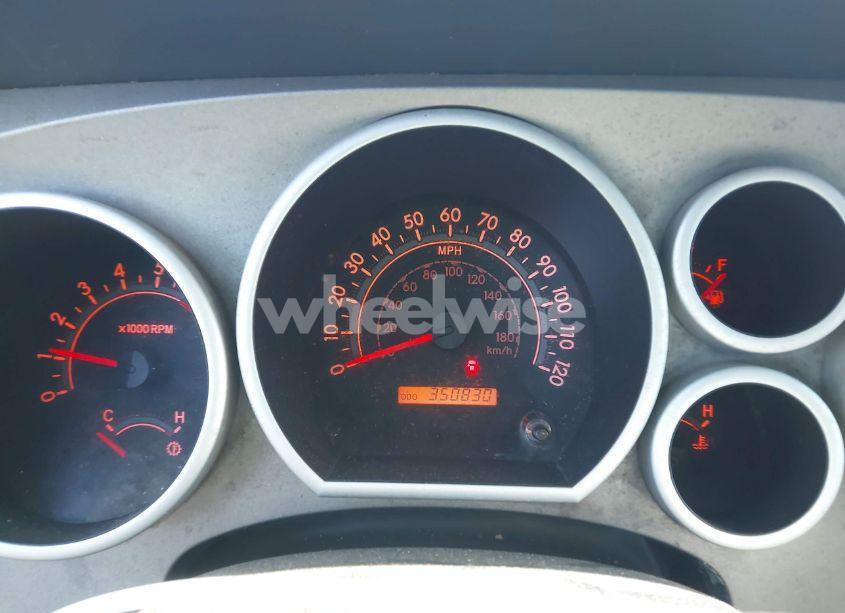 Photo 7 of 2010 Toyota Tundra GRADE 5.7L V8 (VIN 5TFEY5F11AX097360)