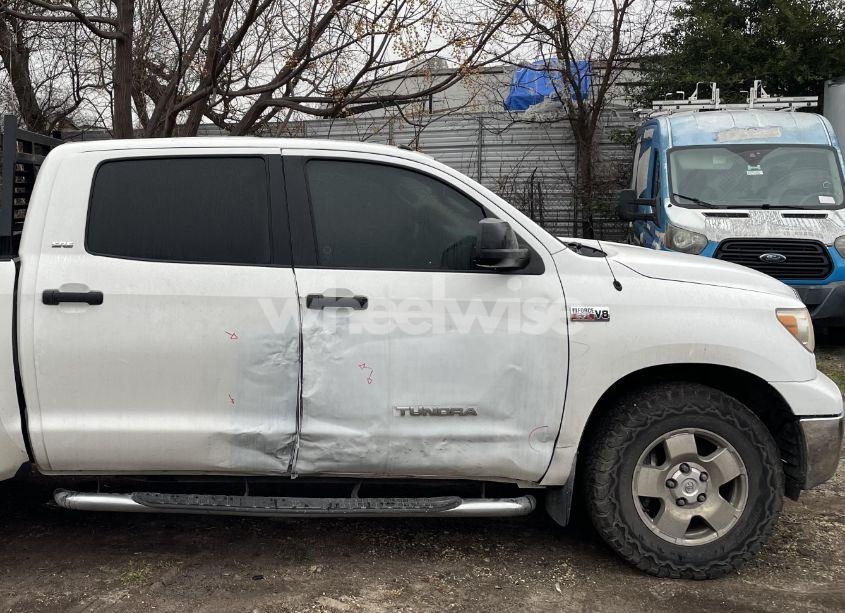 Photo 6 of 2012 Toyota Tundra GRADE 5.7L V8 (VIN 5TFEY5F11CX120560)