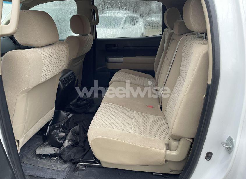 Photo 8 of 2012 Toyota Tundra GRADE 5.7L V8 (VIN 5TFEY5F11CX120560)