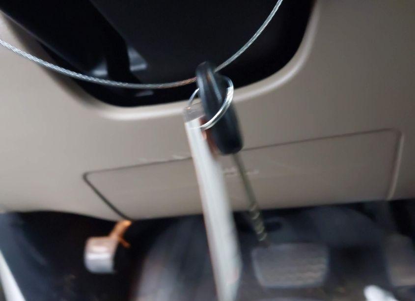 Photo 11 of 2013 Toyota Tundra GRADE 5.7L V8 (VIN 5TFEY5F11DX139983)