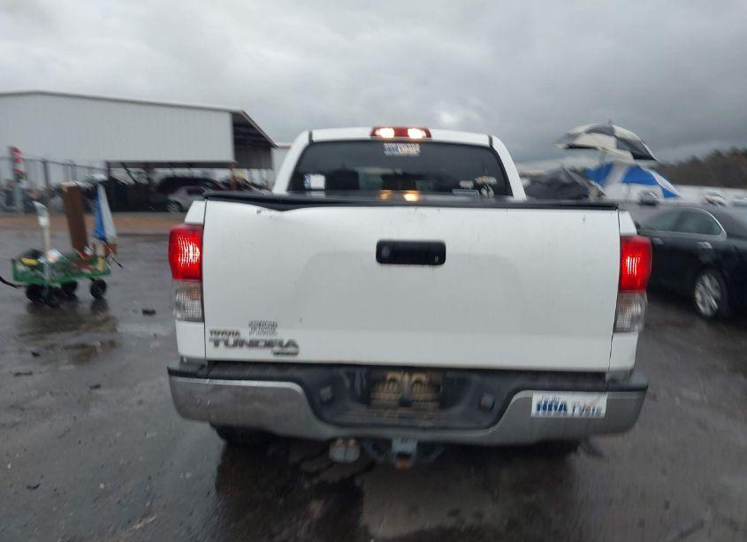 Photo 16 of 2013 Toyota Tundra GRADE 5.7L V8 (VIN 5TFEY5F11DX139983)