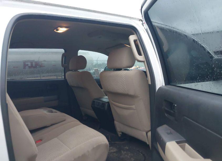 Photo 8 of 2013 Toyota Tundra GRADE 5.7L V8 (VIN 5TFEY5F11DX139983)