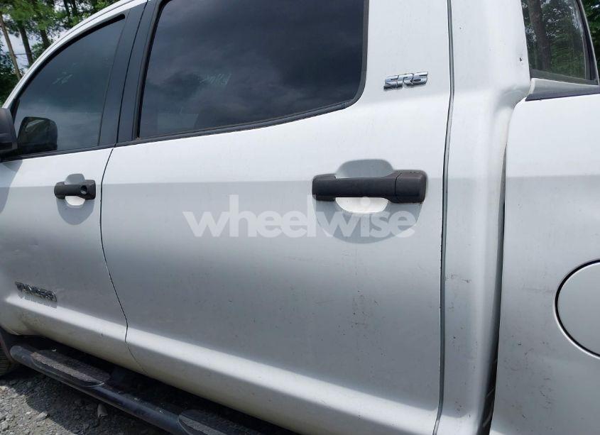 Photo 14 of 2014 Toyota Tundra SR5 5.7L V8 (VIN 5TFEY5F11EX163752)