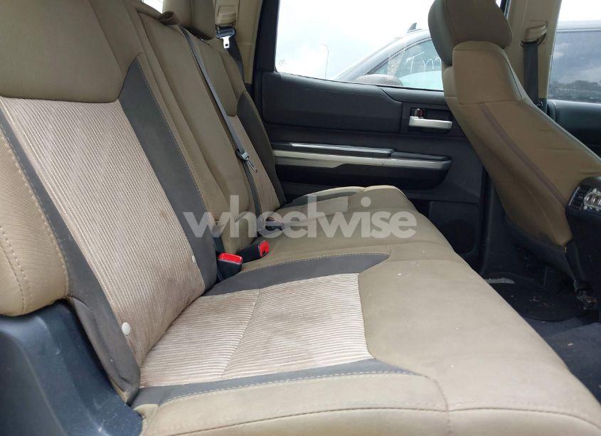 Photo 8 of 2014 Toyota Tundra SR5 5.7L V8 (VIN 5TFEY5F11EX163752)