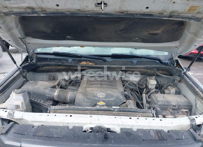 Photo 10 of 2015 Toyota Tundra SR5 5.7L V8 (VIN 5TFEY5F11FX176387)
