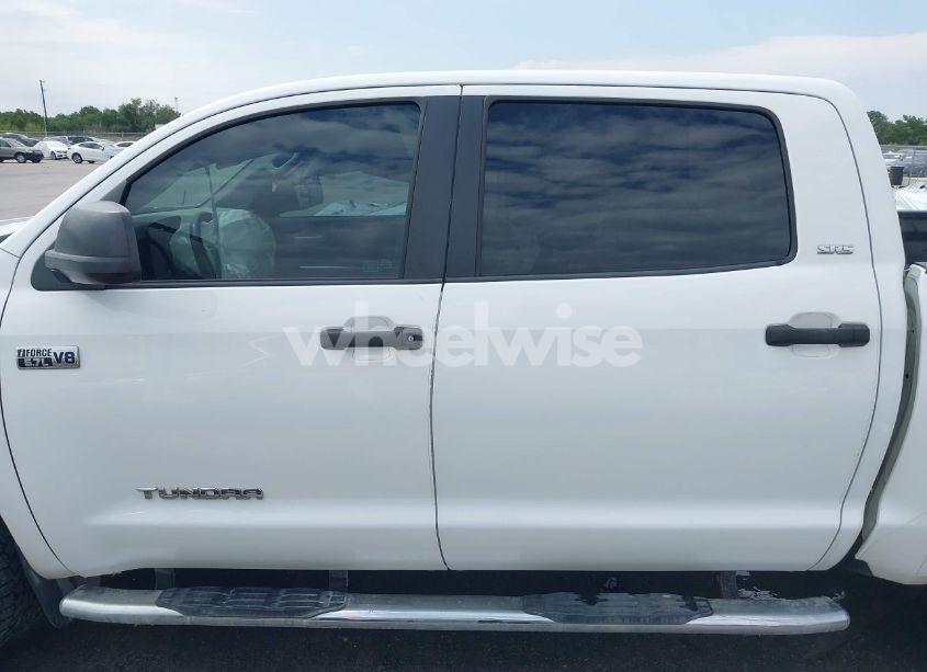 Photo 14 of 2015 Toyota Tundra SR5 5.7L V8 (VIN 5TFEY5F11FX176387)