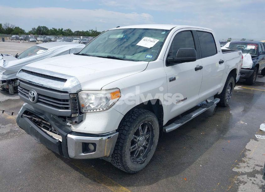 Photo 2 of 2015 Toyota Tundra SR5 5.7L V8 (VIN 5TFEY5F11FX176387)
