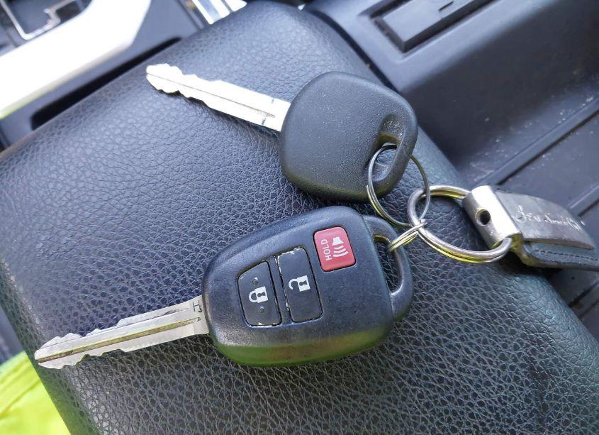 Photo 11 of 2021 Toyota Tundra SR5 (VIN 5TFEY5F11MX282383)