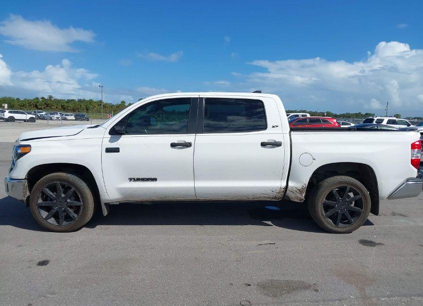 Photo 15 of 2021 Toyota Tundra SR5 (VIN 5TFEY5F11MX282383)