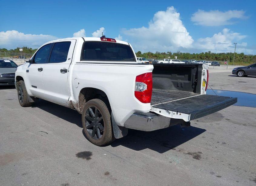 Photo 3 of 2021 Toyota Tundra SR5 (VIN 5TFEY5F11MX282383)