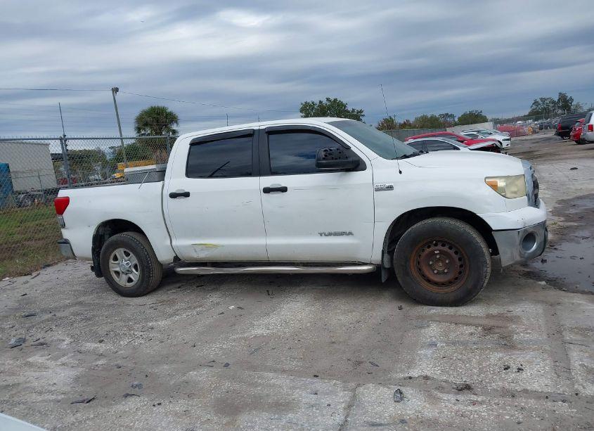 Photo 13 of 2010 Toyota Tundra GRADE 5.7L V8 (VIN 5TFEY5F12AX083418)