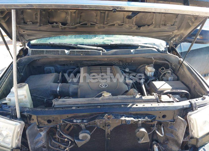 Photo 10 of 2011 Toyota Tundra GRADE 5.7L V8 (VIN 5TFEY5F12BX115107)