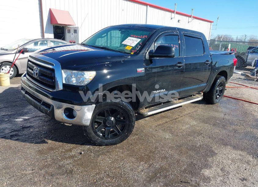 Photo 2 of 2011 Toyota Tundra GRADE 5.7L V8 (VIN 5TFEY5F12BX115107)