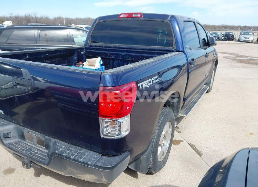 Photo 4 of 2012 Toyota Tundra GRADE 5.7L V8 (VIN 5TFEY5F12CX116775)