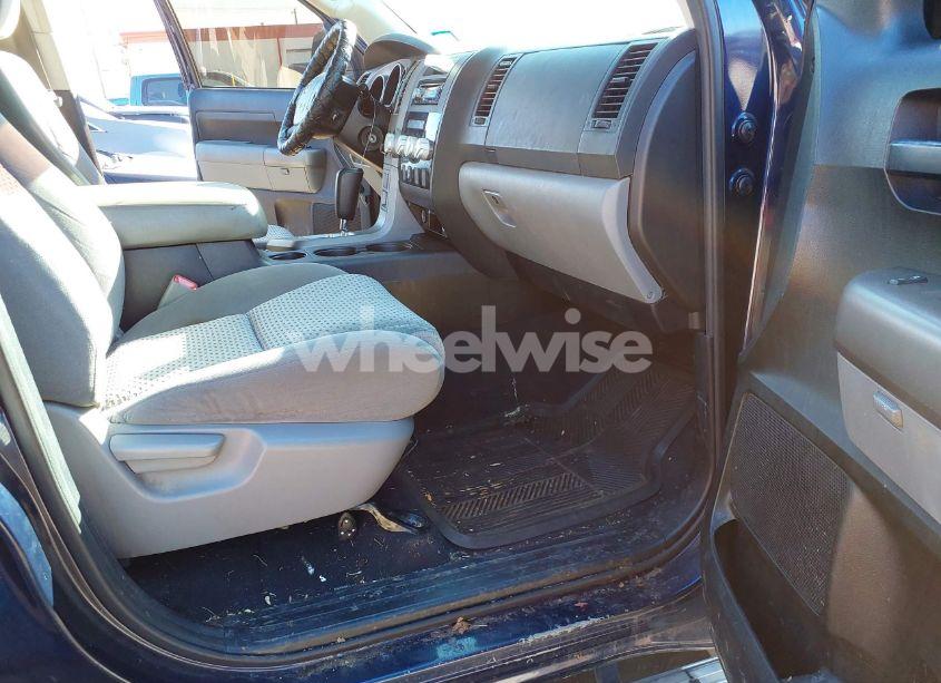 Photo 5 of 2012 Toyota Tundra GRADE 5.7L V8 (VIN 5TFEY5F12CX116775)