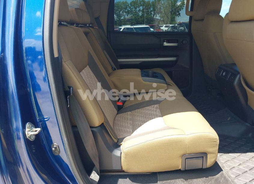 Photo 8 of 2014 Toyota Tundra SR5 5.7L V8 (VIN 5TFEY5F12EX167793)