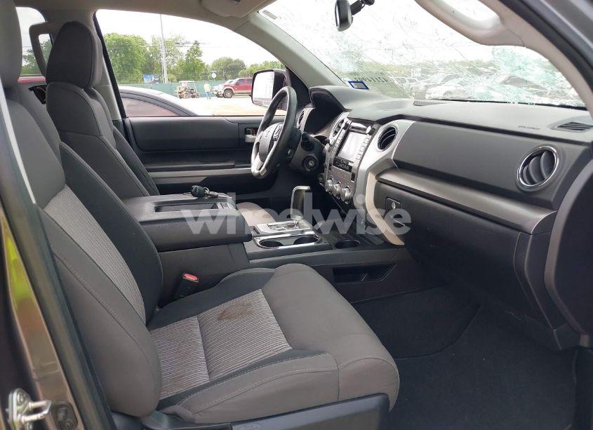 Photo 5 of 2015 Toyota Tundra SR5 5.7L V8 (VIN 5TFEY5F12FX174891)