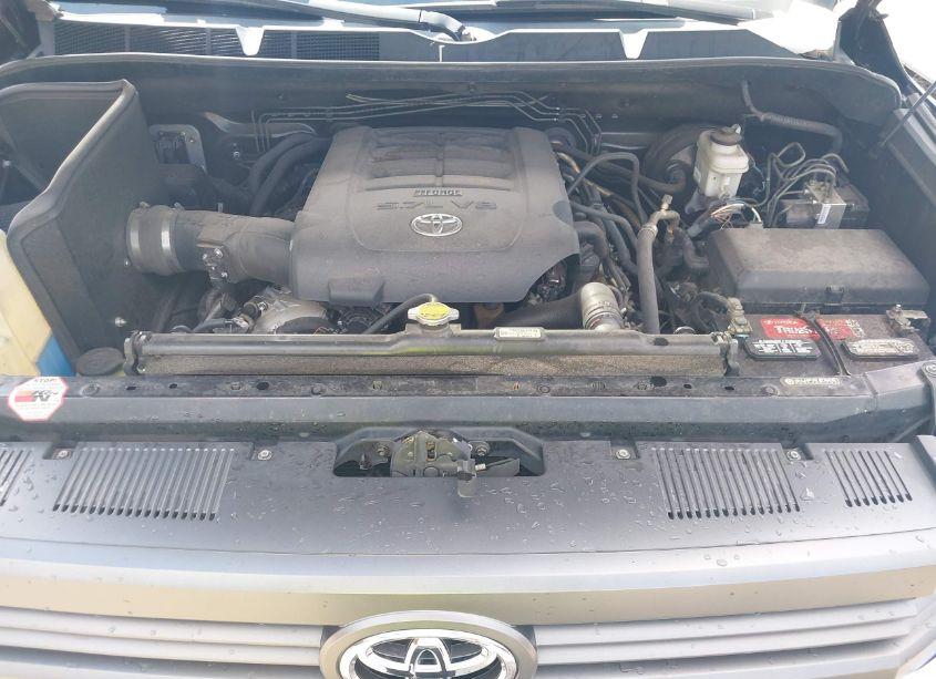Photo 10 of 2015 Toyota Tundra SR5 5.7L V8 (VIN 5TFEY5F12FX185096)