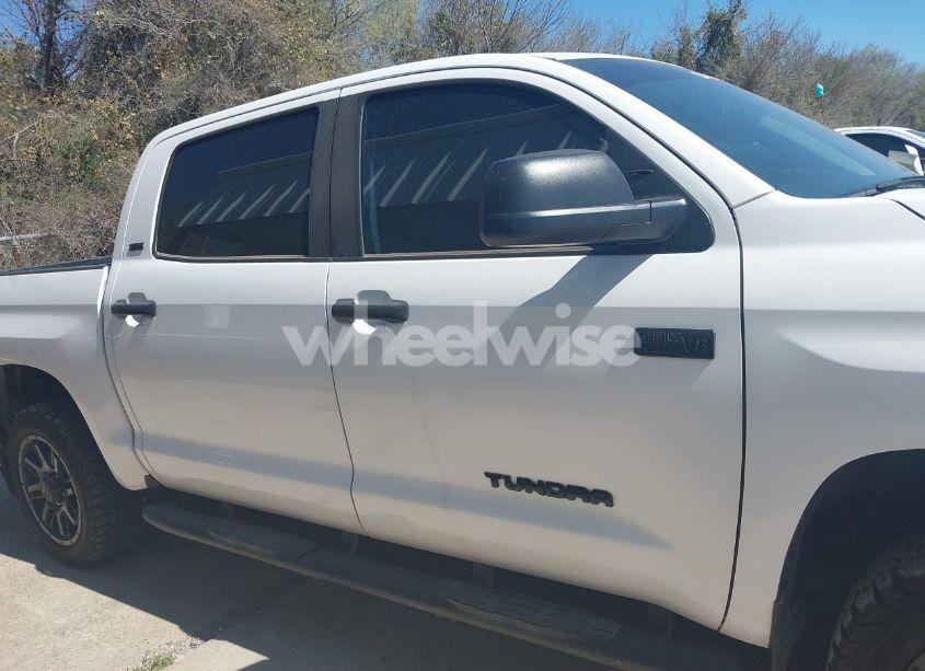 Photo 13 of 2021 Toyota Tundra SR5 (VIN 5TFEY5F12MX287950)