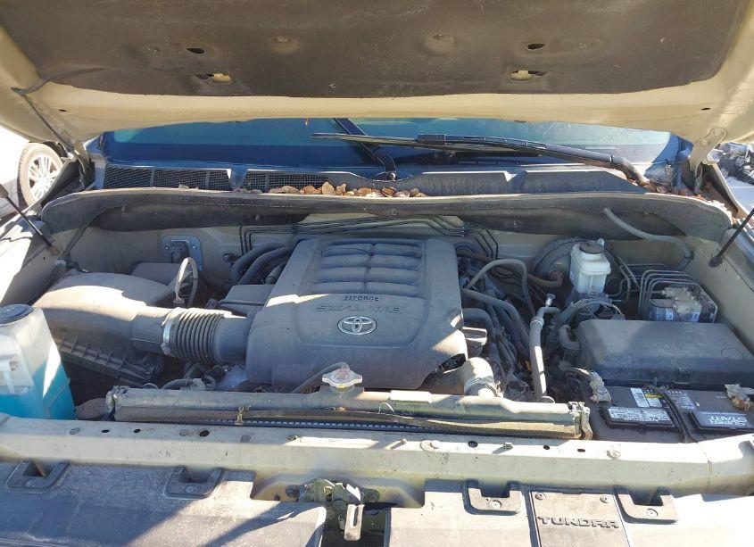 Photo 10 of 2019 Toyota Tundra SR5 5.7L V8 (VIN 5TFEY5F13KX251231)