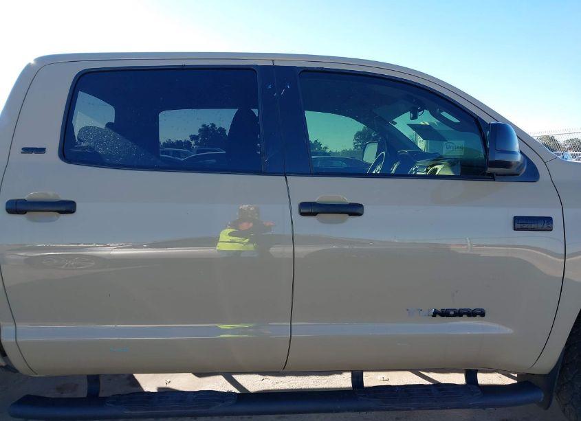 Photo 13 of 2019 Toyota Tundra SR5 5.7L V8 (VIN 5TFEY5F13KX251231)