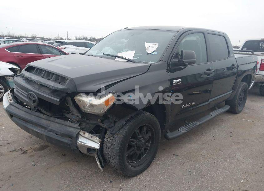 Photo 2 of 2015 Toyota Tundra SR5 5.7L V8 (VIN 5TFEY5F14FX189814)