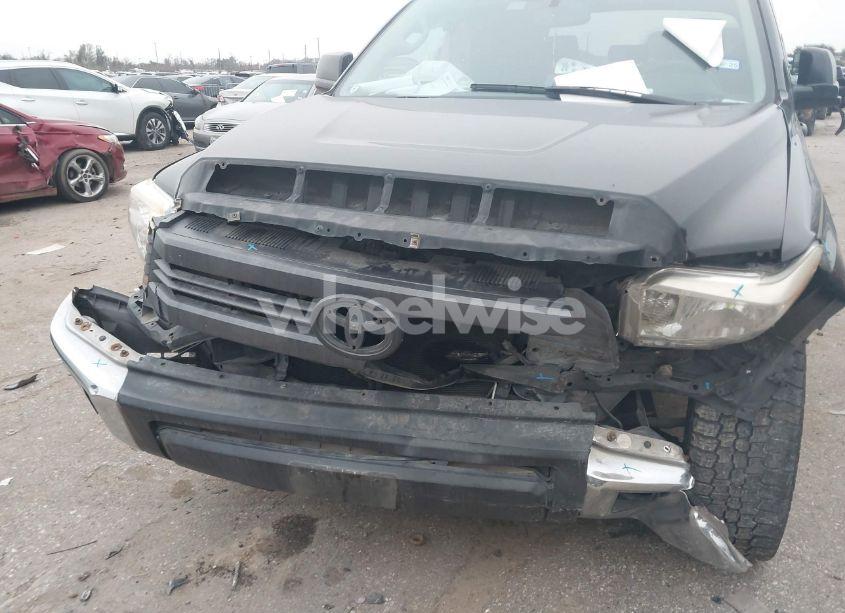 Photo 6 of 2015 Toyota Tundra SR5 5.7L V8 (VIN 5TFEY5F14FX189814)