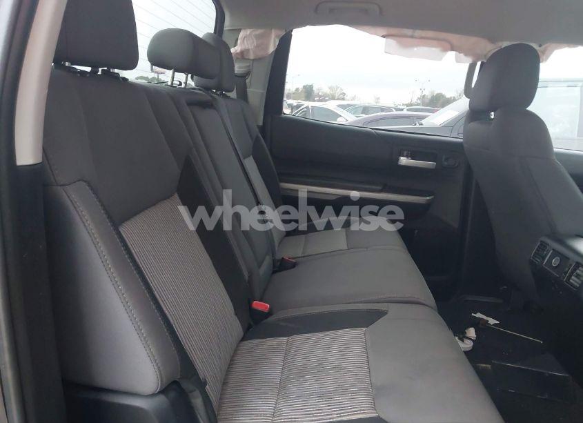 Photo 8 of 2015 Toyota Tundra SR5 5.7L V8 (VIN 5TFEY5F14FX189814)